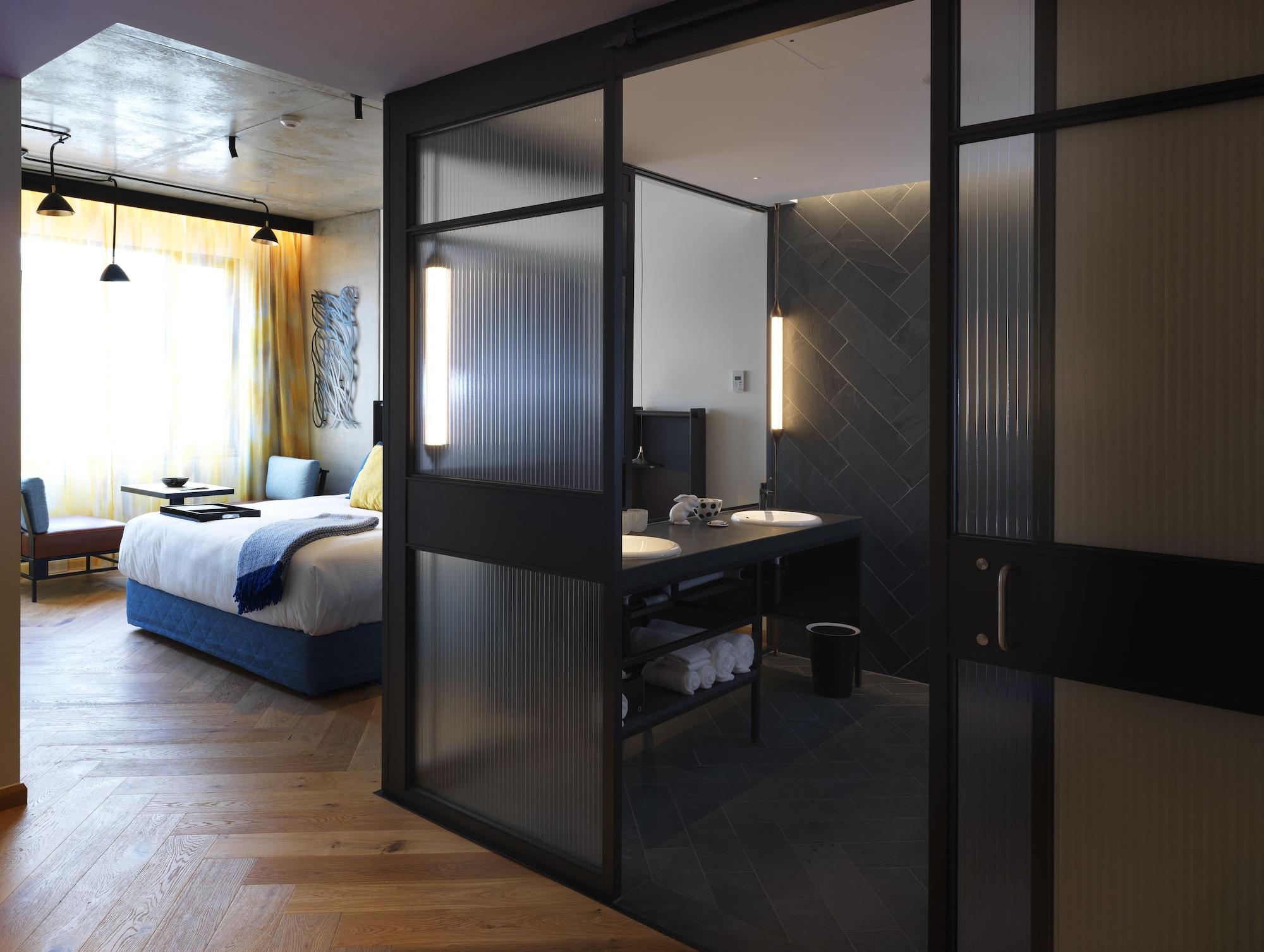 Qt Melbourne Hotel Luaran gambar A room at the hotel